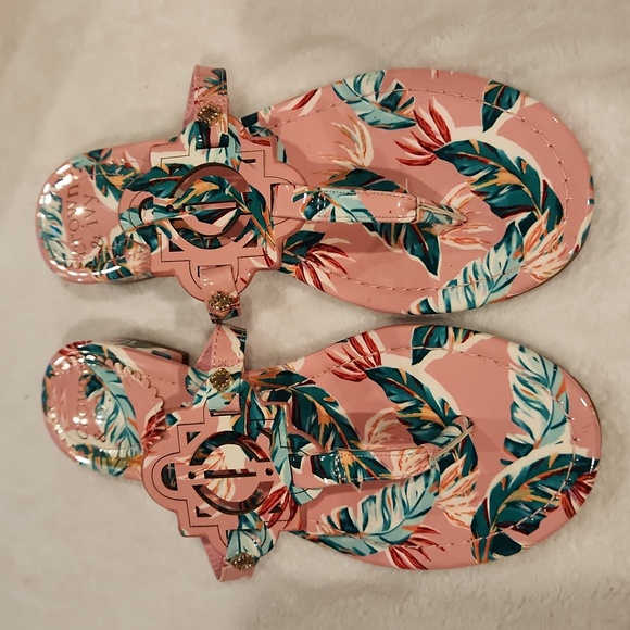 Crown & Ivy "Wylie" Palm Print Thong  Sandal Size 6 NWT - Picture 6 of 8